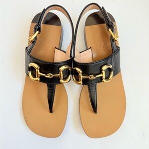 Gucci Black Leather Baby Horsebit low heel thong sandals EU 37